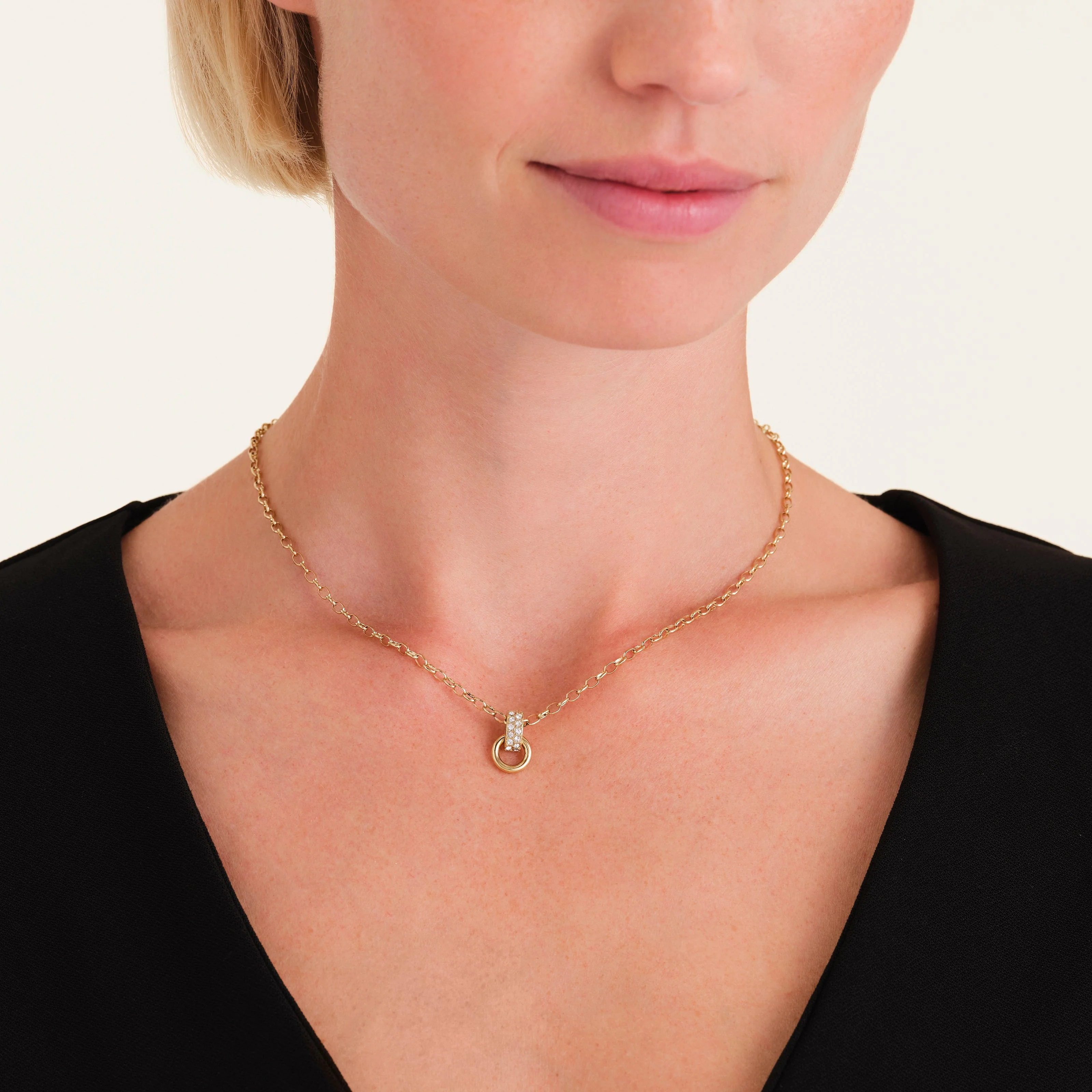 Bow Studs Necklace - Image 2