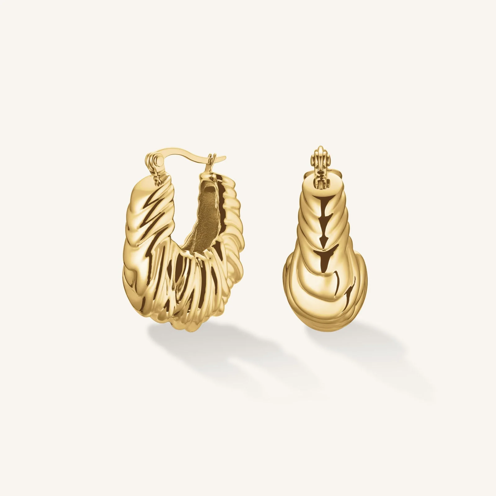 Knotted Hoops