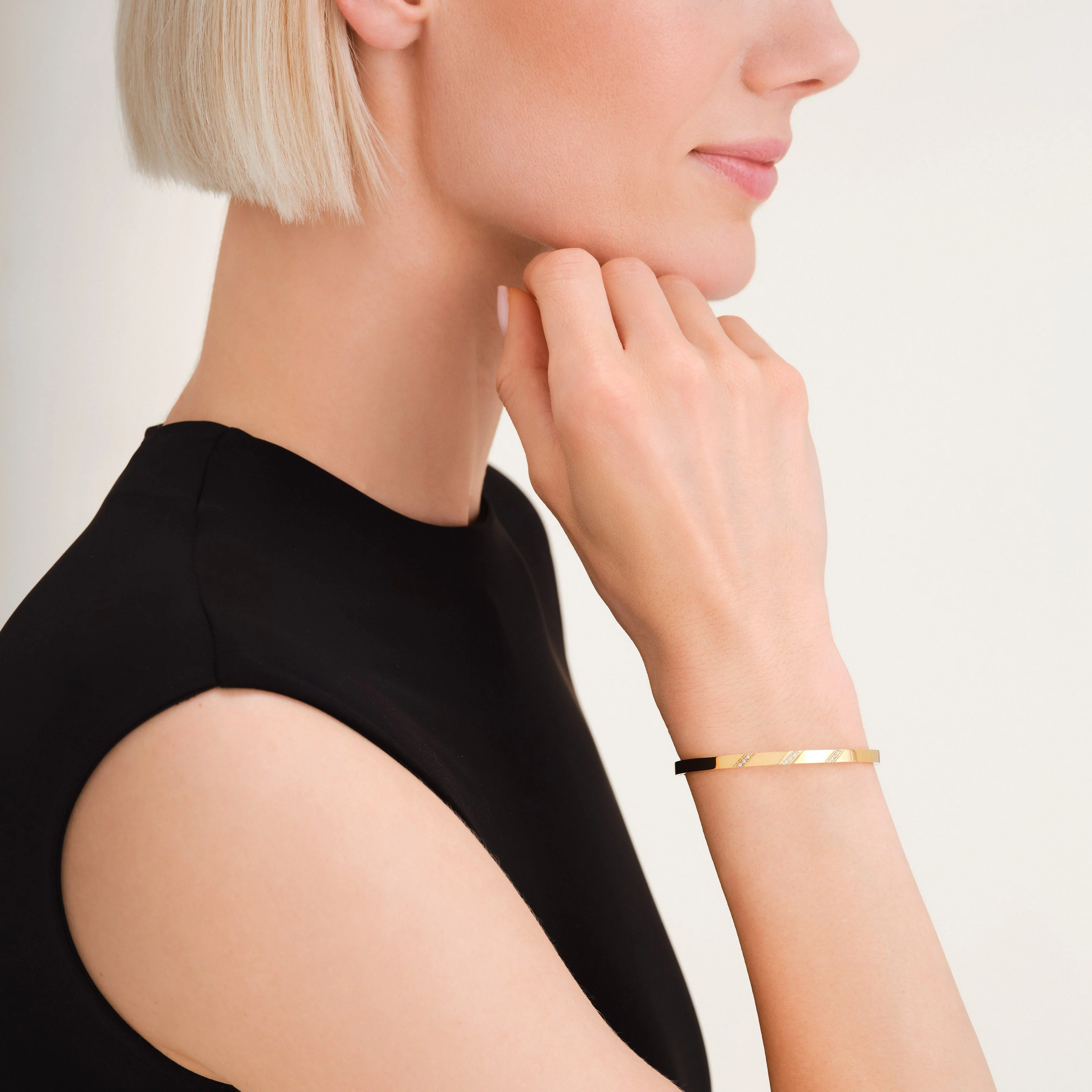 Lines Crystals Bangle - Image 2