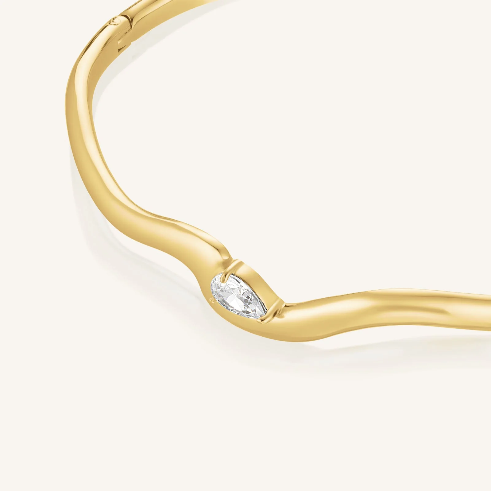 Marquise Wave Bangle - Image 3
